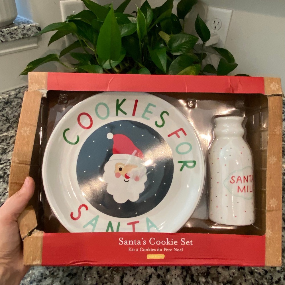 Pearhead Santa's Milk & Cookie Set